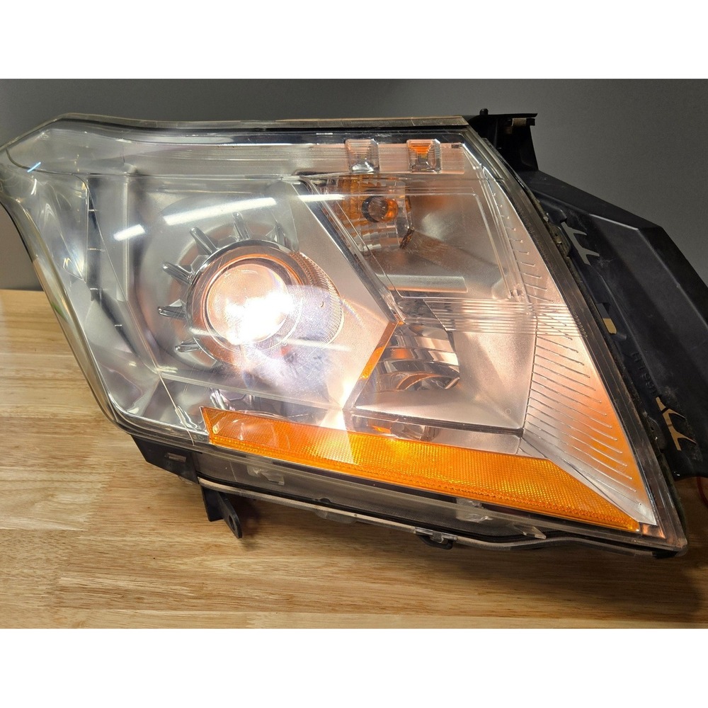 2010-2016 Cadillac SRX LH Driver Left Halogen Projector Headlight OEM GM604